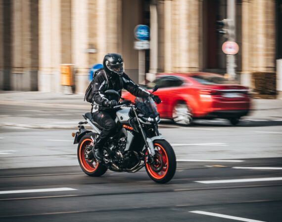 機車貸款還款期限攻略:選擇長短期有何差異? 1 photo 1565180925472 a983b99bd6f5