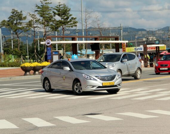 photo 1592898919114 2f23d536cb85