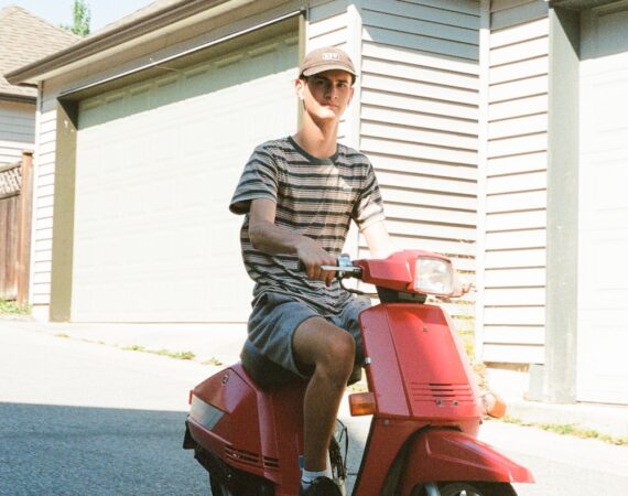 photo 1628645933579 7d9314c5685e