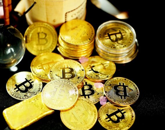 photo 1630048235968 43d46522d976