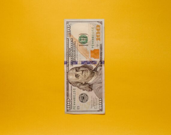 photo 1671469903567 acaa3b68fe9b