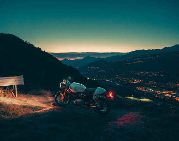 機車貸款盤點:成功申請所需正確文件 6 photo 1609202748711 feef2cdc7da3