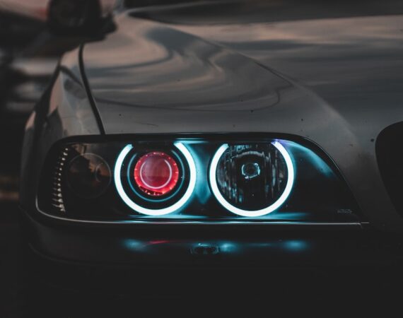 photo 1556448851 9359658faa54