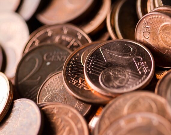 車貸利率調整方式:優化貸款利率的關鍵策略 10 photo 1605512929806 4eb156fc603a