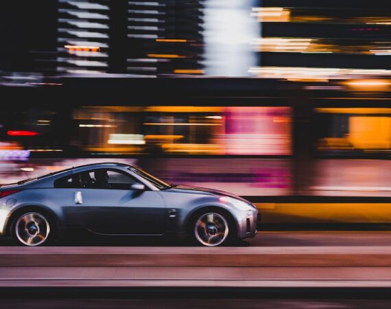 photo 1506719040632 7d586470c936