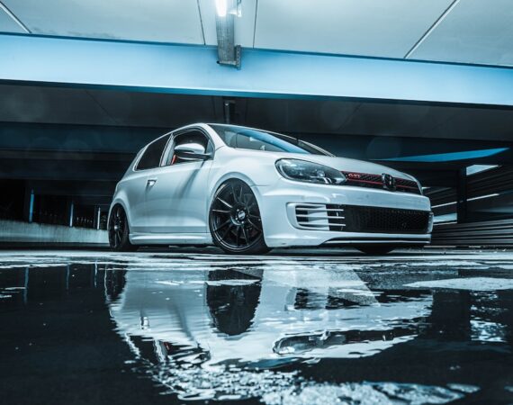 車貸申請實用指南:確保文件齊全輕鬆申請 6 photo 1602107461979 5b9460f0176c