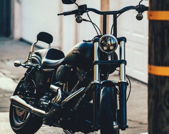 機車二手貸款金額比較:如何選擇最適合的方案? 4 photo 1481575184241 4754ea78a1bf