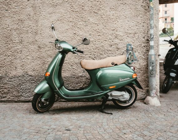 photo 1567627342315 ce882c9286f3