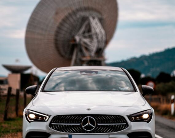 photo 1605294336308 83f610da5df9