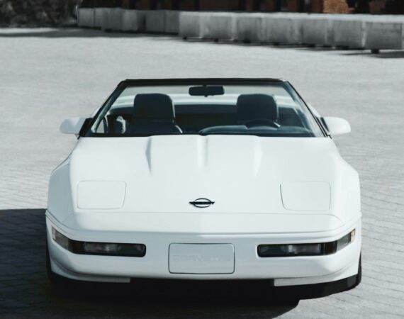 photo 1622987155264 bb4d4e767191