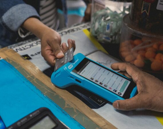 photo 1677058698151 1ba91e4c2a39