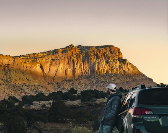 photo 1534380640980 4de07f642bdc