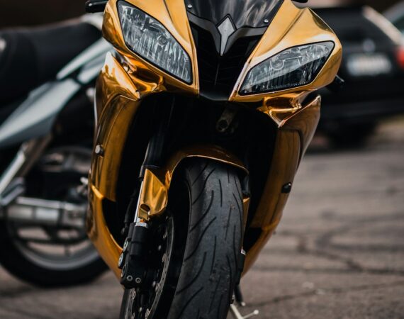 photo 1615803758498 fd2fa0bfc963