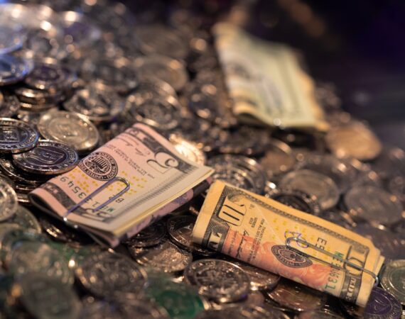 photo 1571602665520 9190dbc0cf26