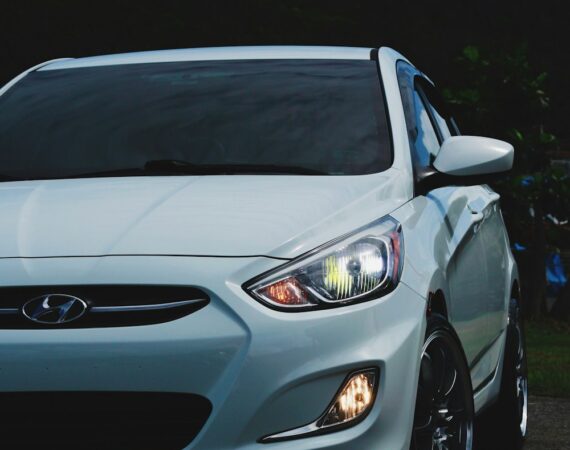 photo 1583970280341 61c87b6feb58