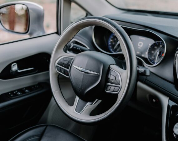 photo 1623372090464 c9481c05dd71