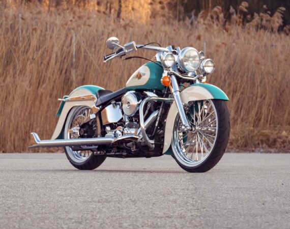 如何確保機車二手貸款資格符合標準 9 photo 1585675545282 e533759cf863