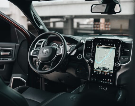 如何選擇可信賴的汽車貸款機構,遠離詐騙風險 2 photo 1610647752706 3bb12232b3ab